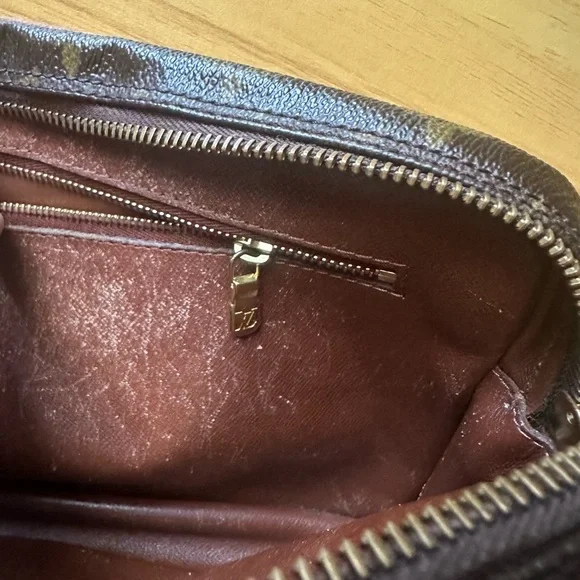 LOUIS VUITTON Marly Dragonne leather Monogram Brown Clutch Bag - Picture 11 of 16